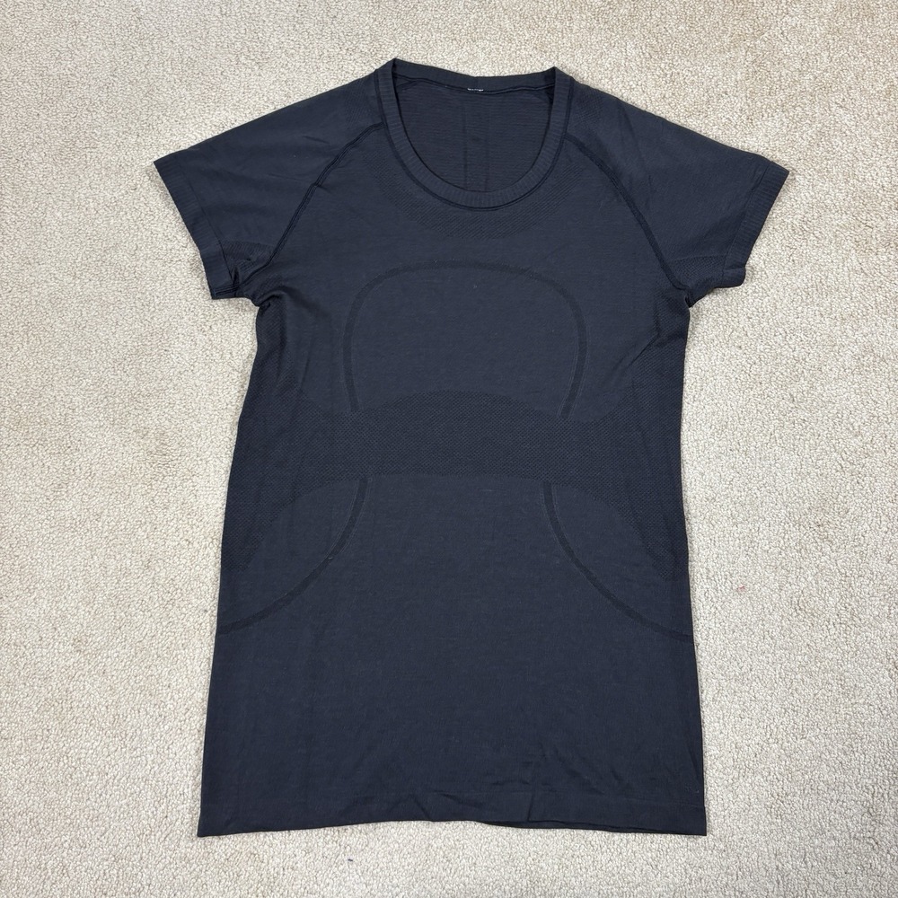 Lululemon Athletica Black Swiftly Tech Short Sleeve Athletic Top Women's Size 10